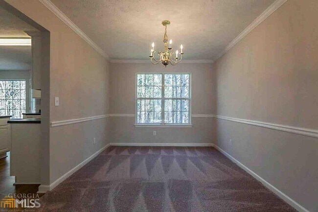 Building Photo - 5613 Winchester Pl