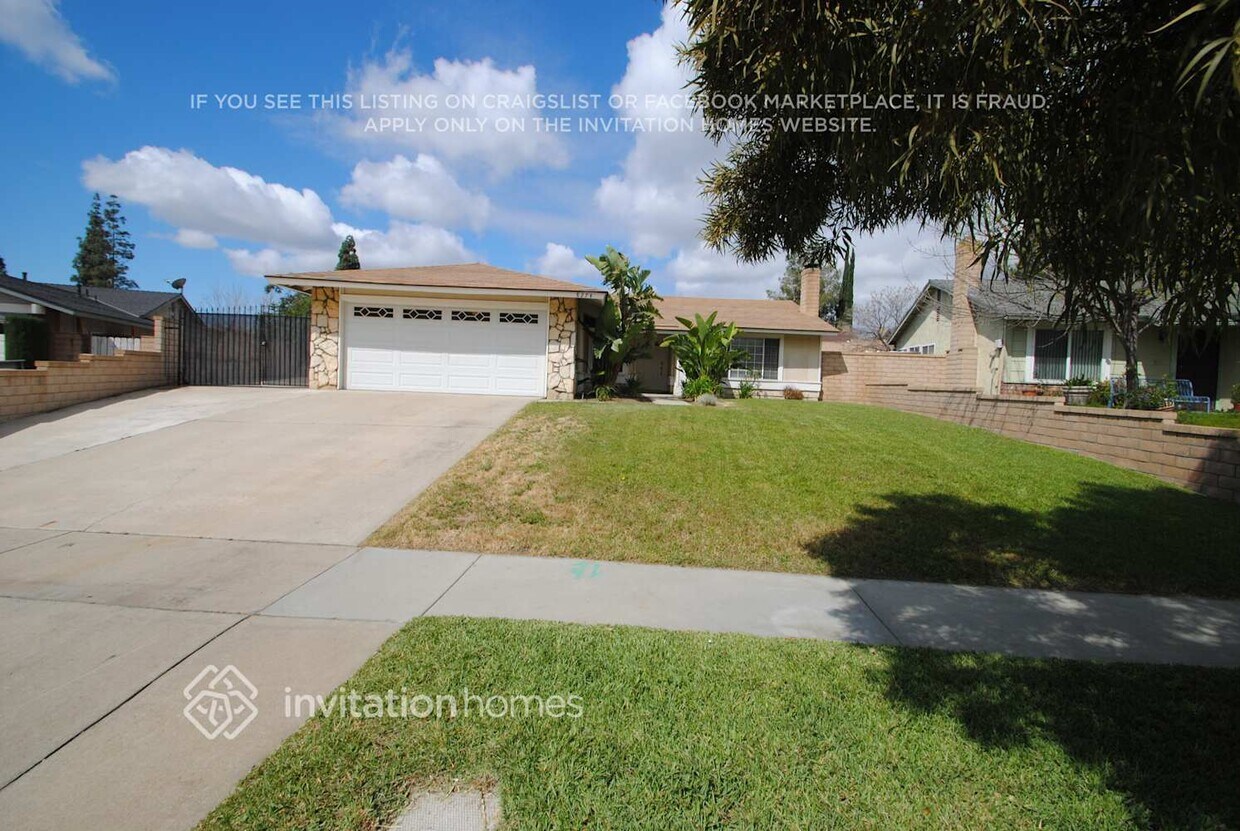 Foto principal - 8274 Eastwood Ave