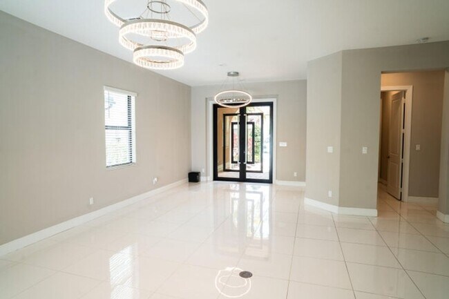 Foto del edificio - 8665 E Baypoint Cir