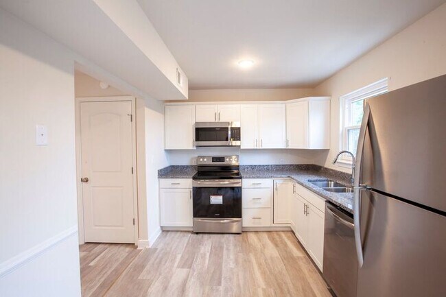 Photo - 1000 Monticello Rd Apartment