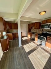 Building Photo - 2504 Cimarron Dr