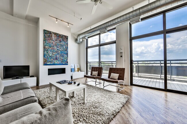 Foto del edificio - 1735 W Diversey Pkwy