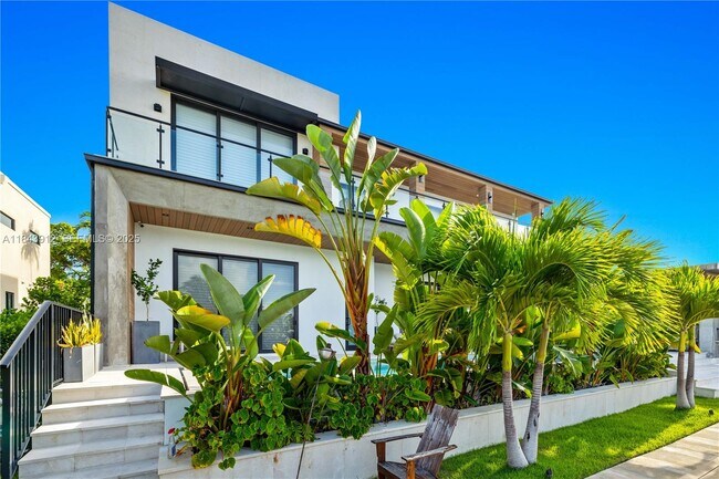 Foto del edificio - 2050 S Hibiscus Dr