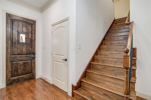 Building Photo - 3009 Montebello Drive