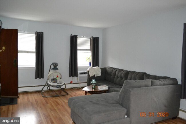 Building Photo - 224 Pennell Rd