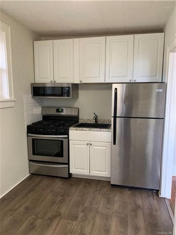 Building Photo - 36 Cleveland St