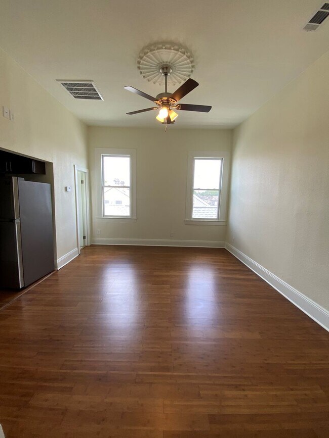 Building Photo - Newly Renovated Units in Historic Building