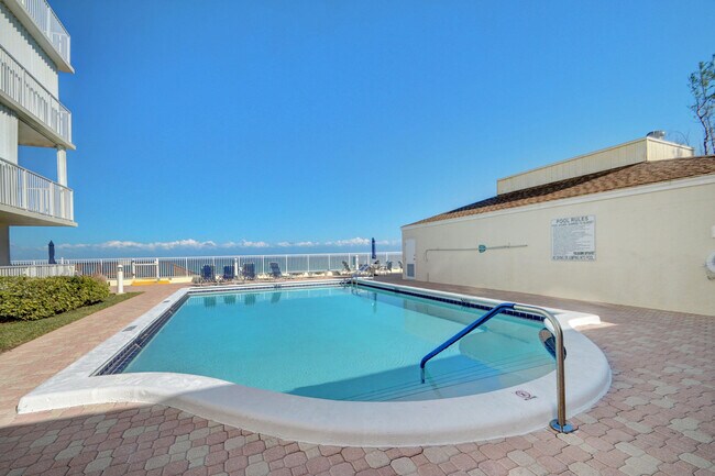 Foto del edificio - 3540 S Ocean Blvd
