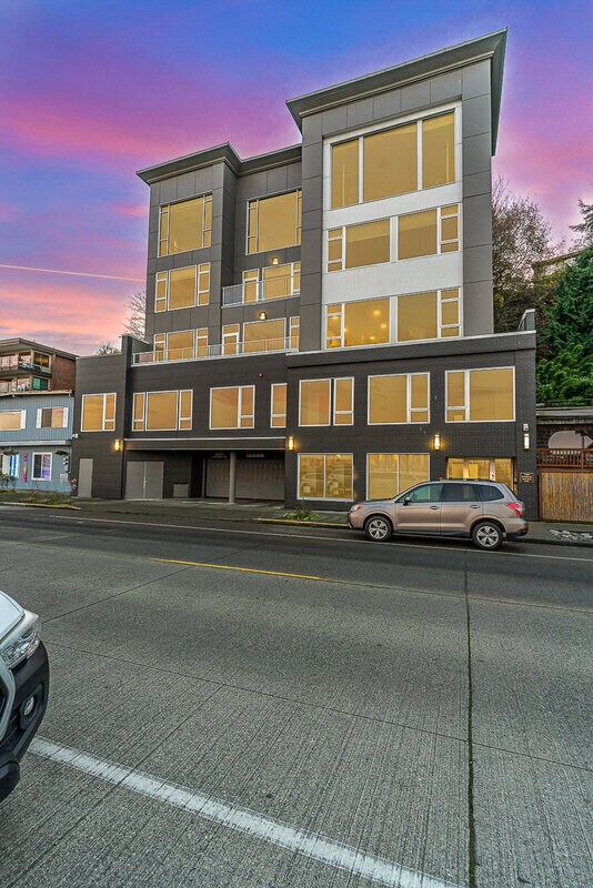 Photo - 1709 Harbor Ave SW Apartment