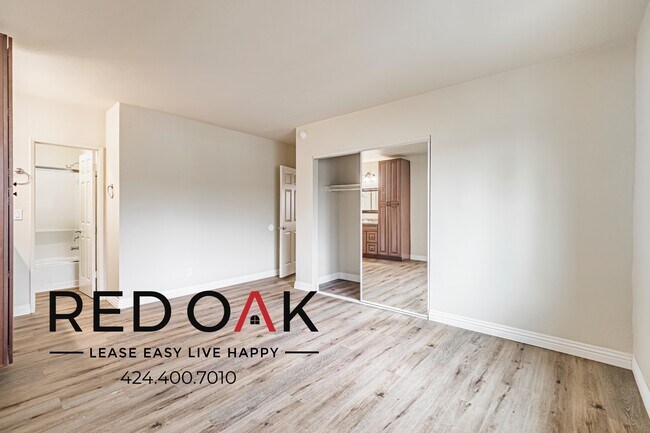 Foto del edificio - 1930 S Del Mar Ave