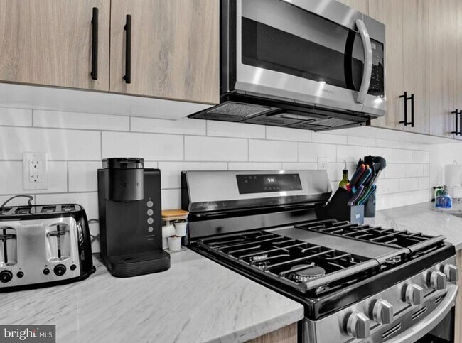 Foto del edificio - 1748 N Marshall St