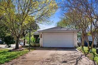 Building Photo - 1001 Apple Cross Dr