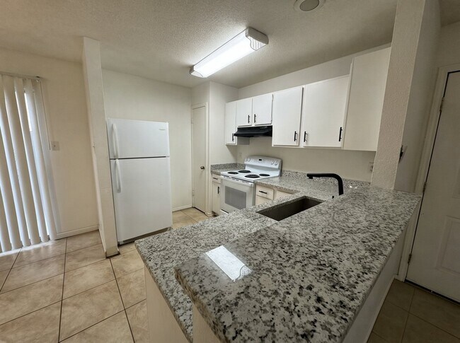 Foto del edificio - 8869 Meadow Range St