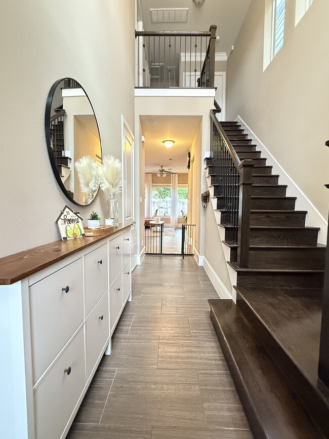 Foto del edificio - 8809 Ashbloom Ln