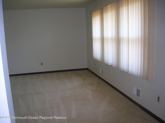 Foto del edificio - 15 Cardinal Ct