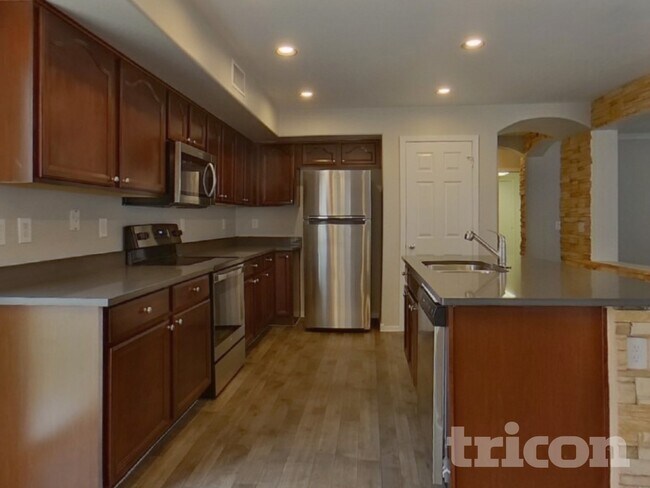 Foto del edificio - 35002 N Bandolier Dr