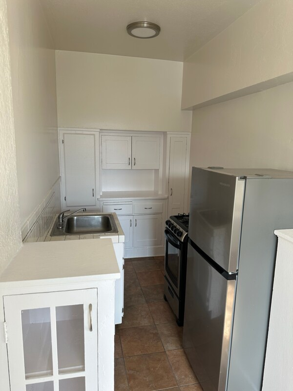 Foto del edificio - 1922 Highland Ave