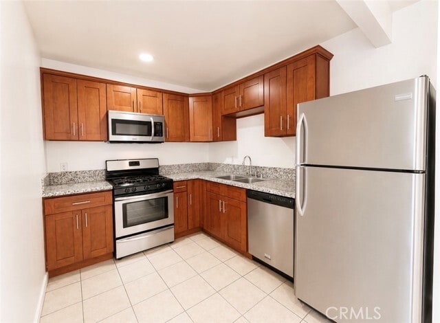 Foto del edificio - 1372 W 36th St