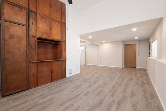 Foto del edificio - 4501 241st Ct SW