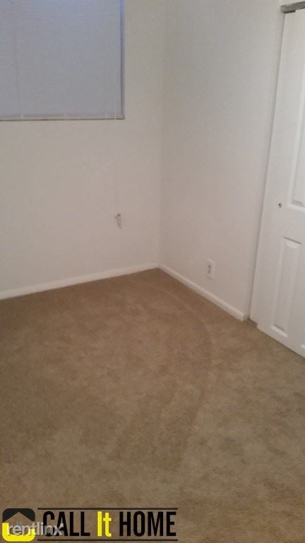 Foto del edificio - 7919 S Chadbourne Dr