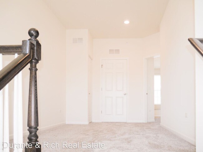 Building Photo - 2 br, 2.5 bath House - 9274 W. 143rd St