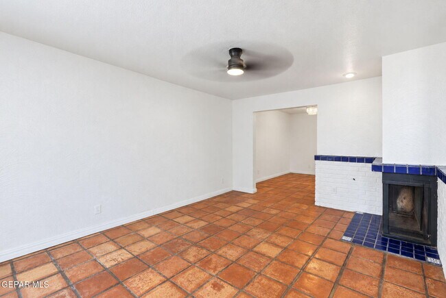 Building Photo - 201 Mulberry Ave