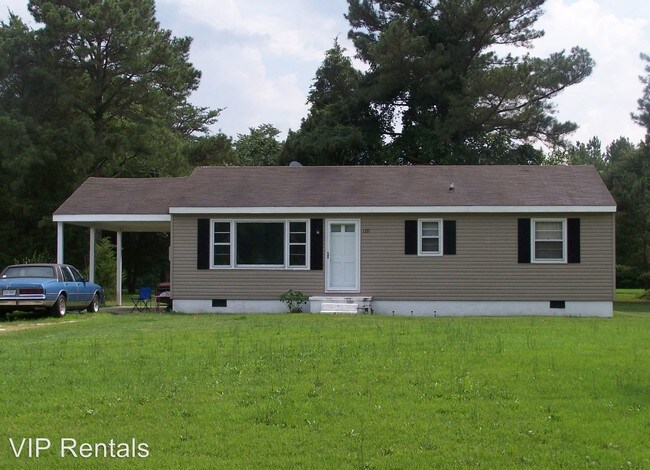 1333 Shore Dr Lancaster Va 22503 House For Rent In Lancaster