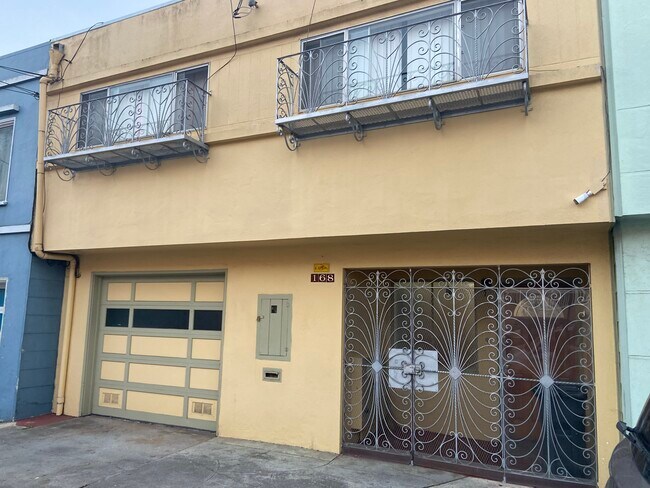 Building Photo - 168 Santa Barbara Ave