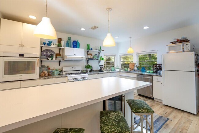 Foto del edificio - 3100 NW 8th St
