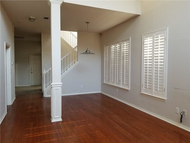 Building Photo - 18040 Firecrest Ct
