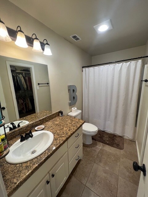 Foto del edificio - 6814 Oakridge Ave
