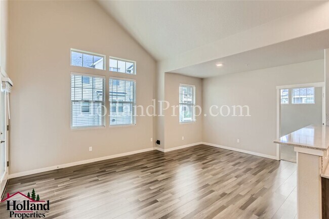 Foto del edificio - ***$150 off from the first full month's re...