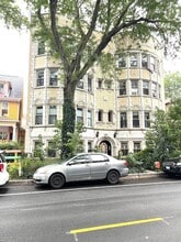Building Photo - 1527 W Pratt Blvd