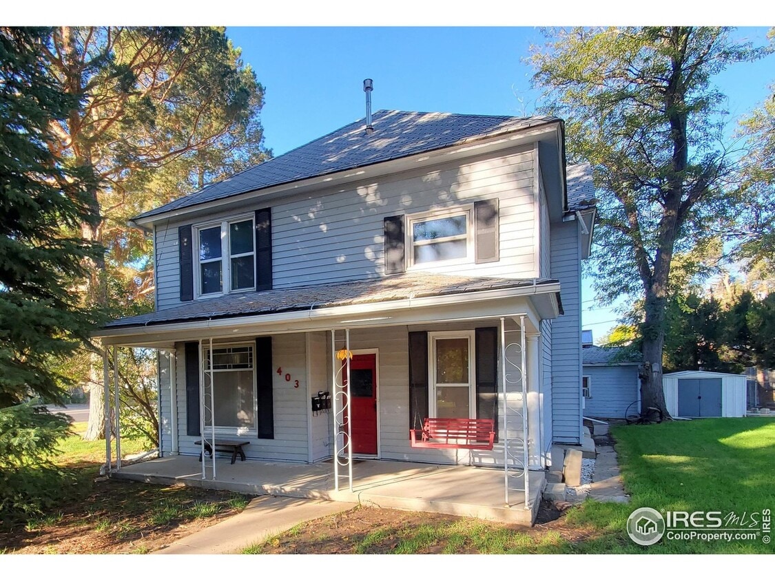 Primary Photo - 403 Meeker St