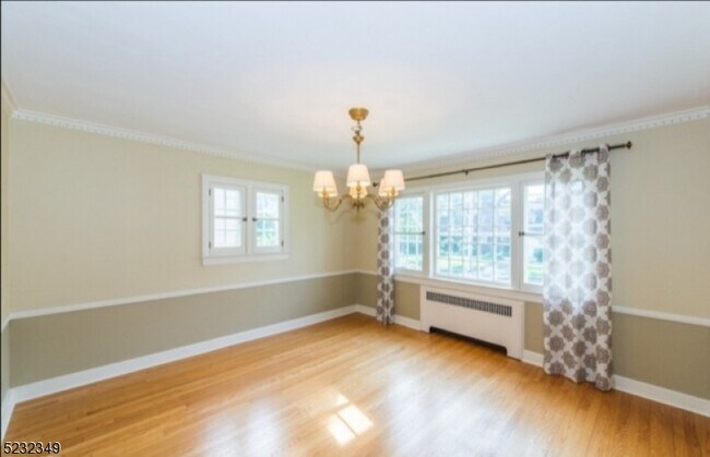 Foto del edificio - 17 Bailey Rd