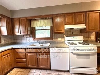 Building Photo - 1009 N 49th Ave
