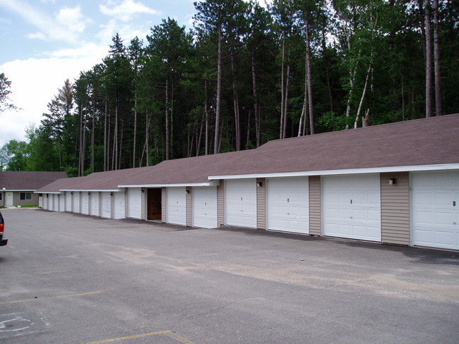 Building Photo - Cass Lake Square Townhouses