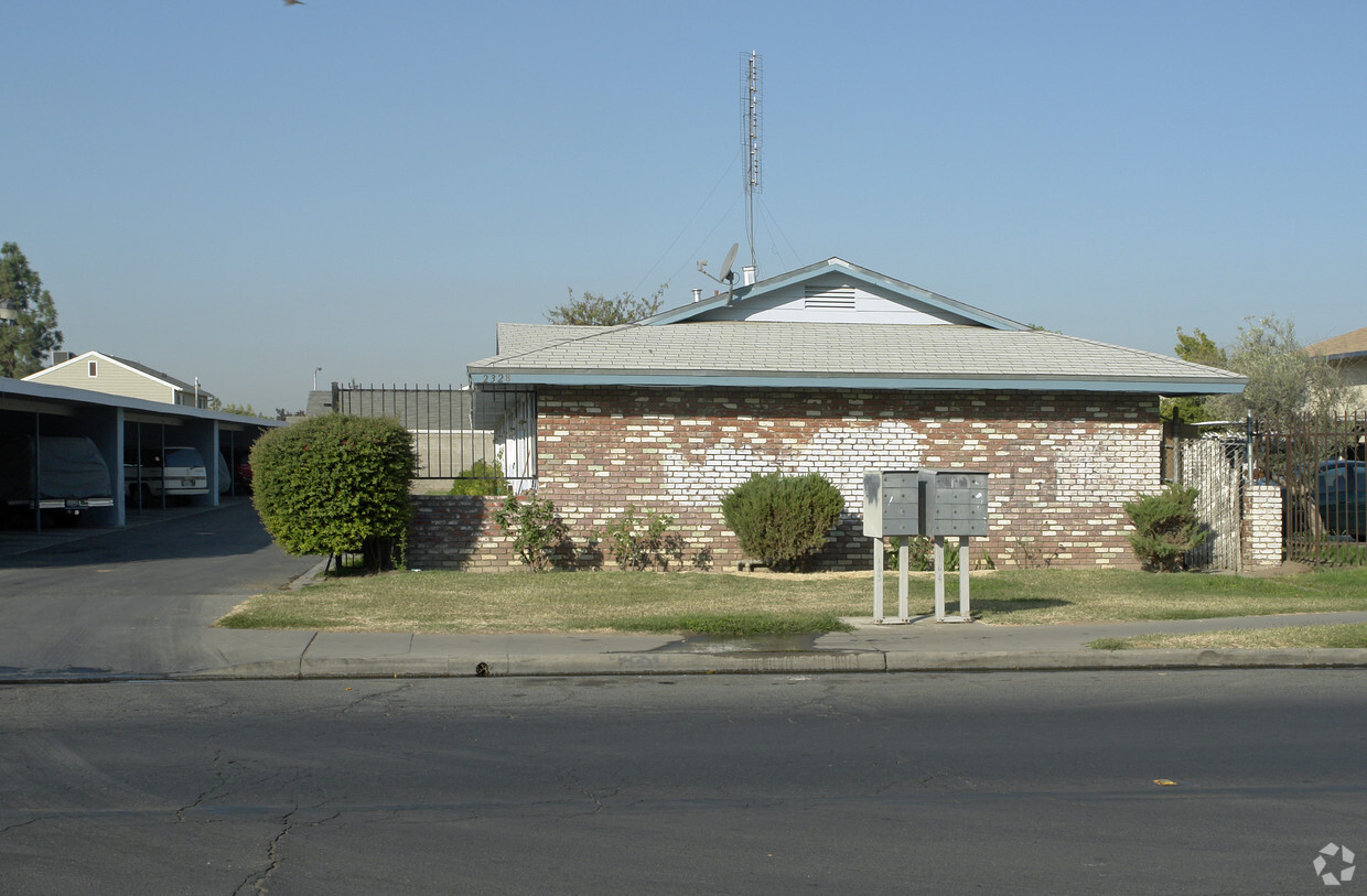 Building Photo - 2328-2332 Martin Luther King Jr Blvd