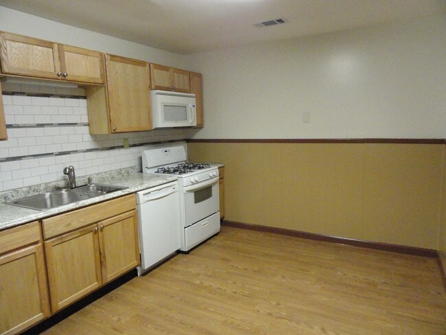 Foto del edificio - 720 E Bolton St