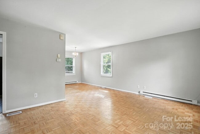 Foto del edificio - 701 Gaywood Dr