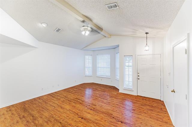 Foto del edificio - 8721 Malibu St
