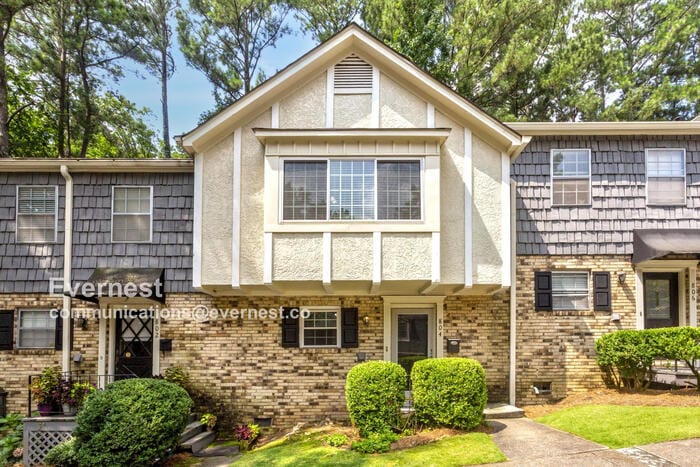 Primary Photo - 804 Vestavia Villa Ct