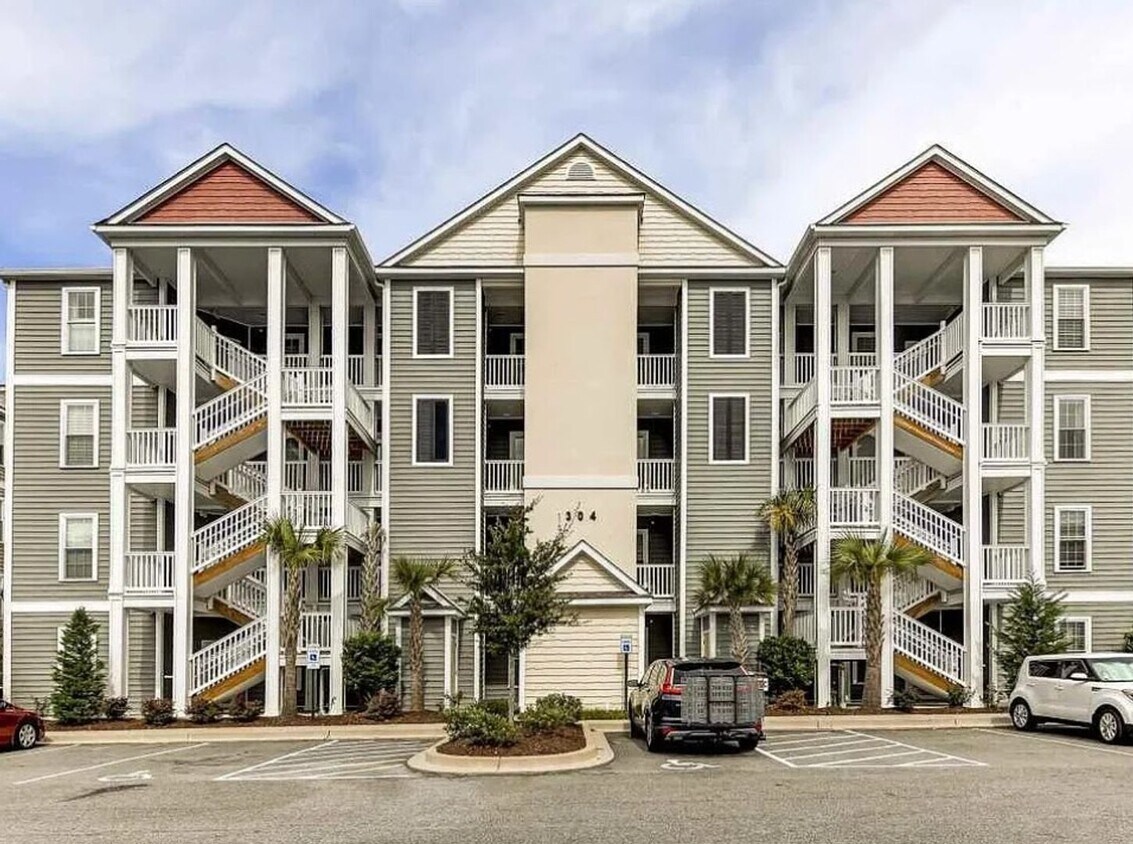 Foto principal - Dive Into Your New Oasis!