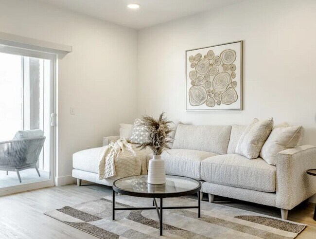 Interior Photo - Prairie Encore