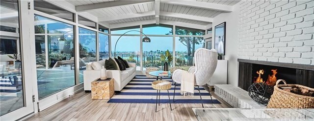 Foto del edificio - 2215 Cliff Dr