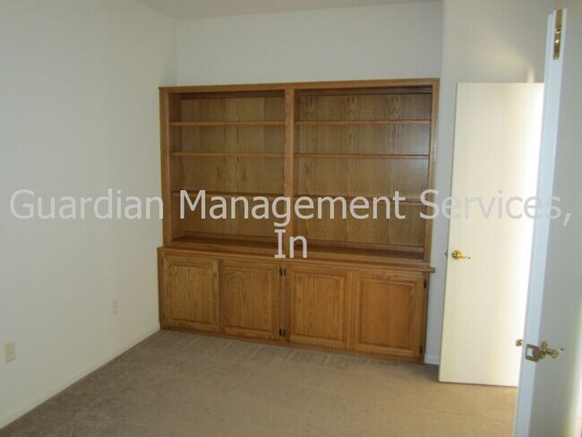 Building Photo - 35007 N Sunset Trl