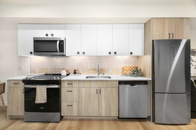 EastBuilding-Unit-E308.6 - Grand Street Commons