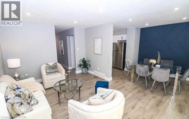 Building Photo - 223 Pioneer Dr