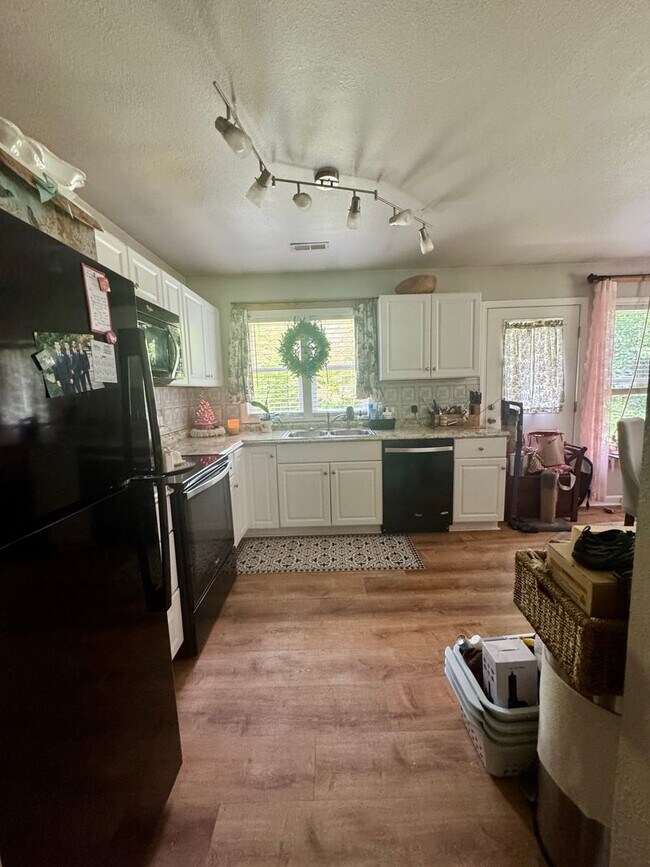 Foto del edificio - 186 Dogwood Trail