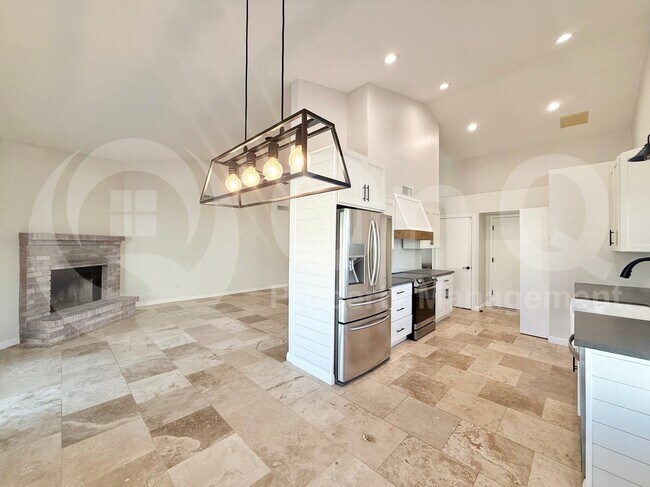 Foto del edificio - 19425 N 14th Pl